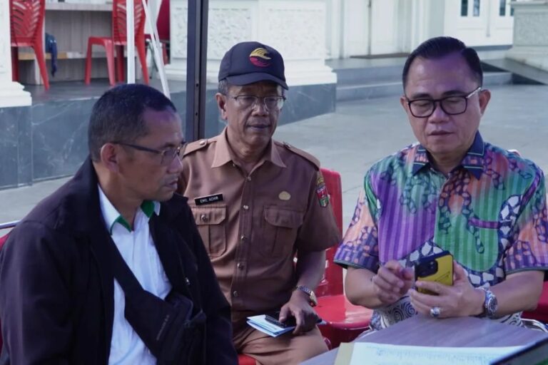 Pjs Wako Bukittinggi, Bersama Kepala Dinas Pencatatan Sipil Gelar Layanan Dukung Maksimalnya Penyelenggaraan Pilkada.